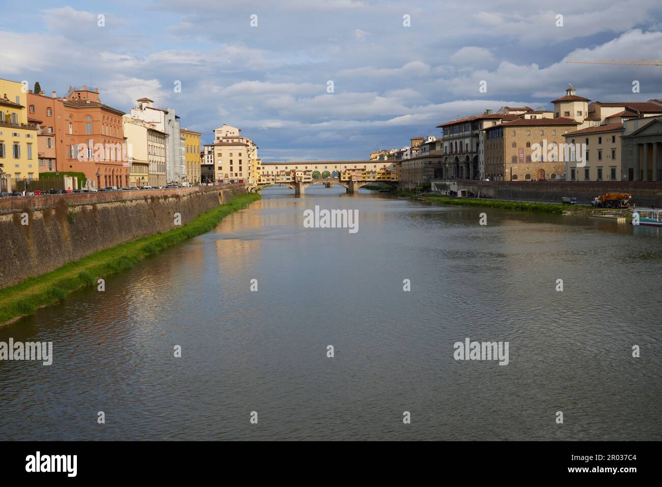 Ponte Vecchio sur l'Arno, Florence, Florence, Florence, Italie, Italie, Europe. 2023 Banque D'Images