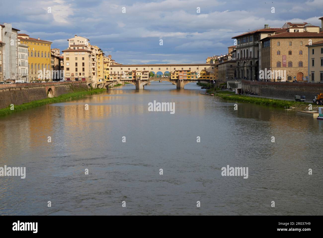 Ponte Vecchio sur l'Arno, Florence, Florence, Florence, Italie, Italie, Europe. 2023 Banque D'Images