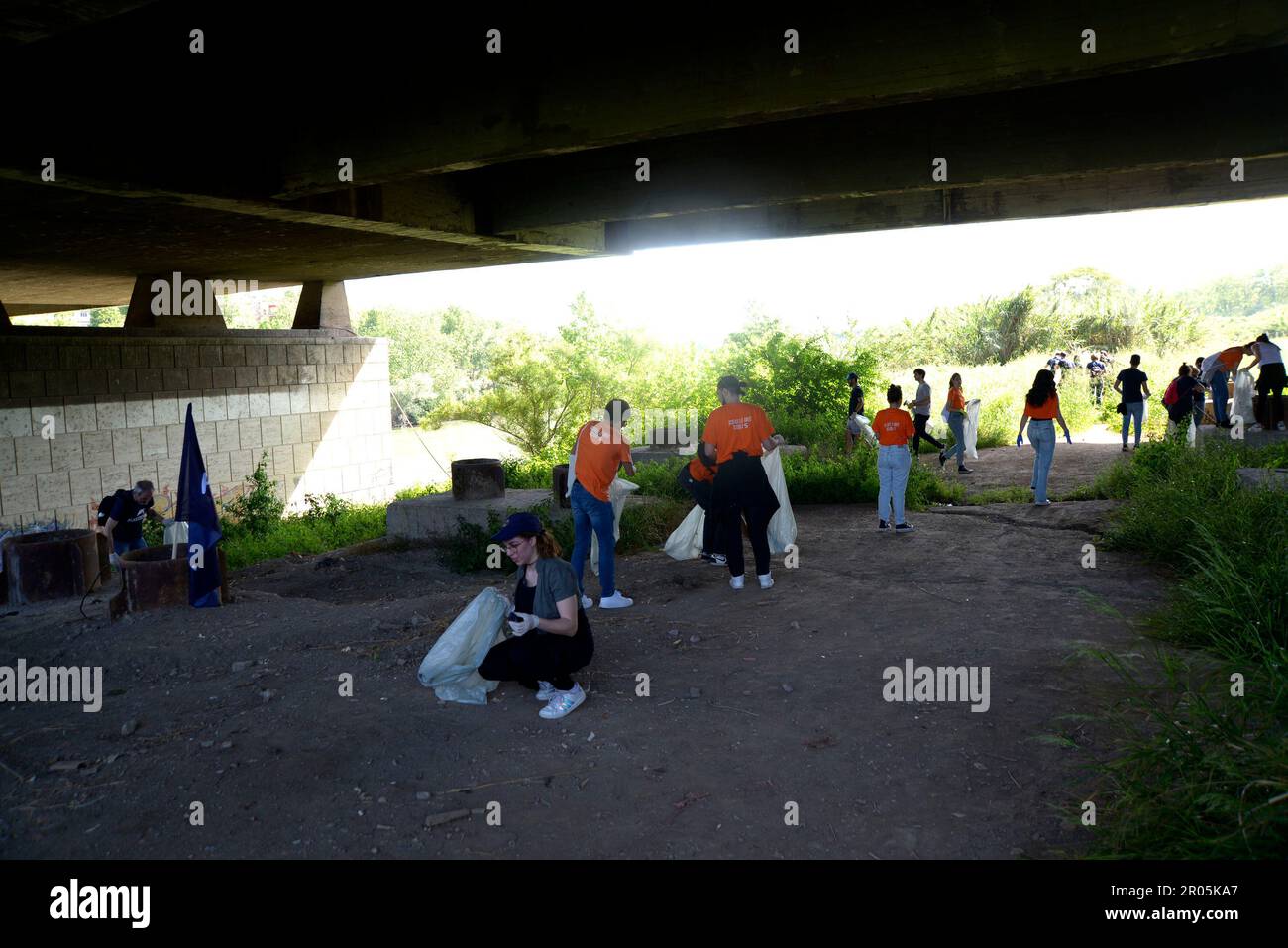 Roma banchina Riva Ostiense fiume Tevere Banque D'Images