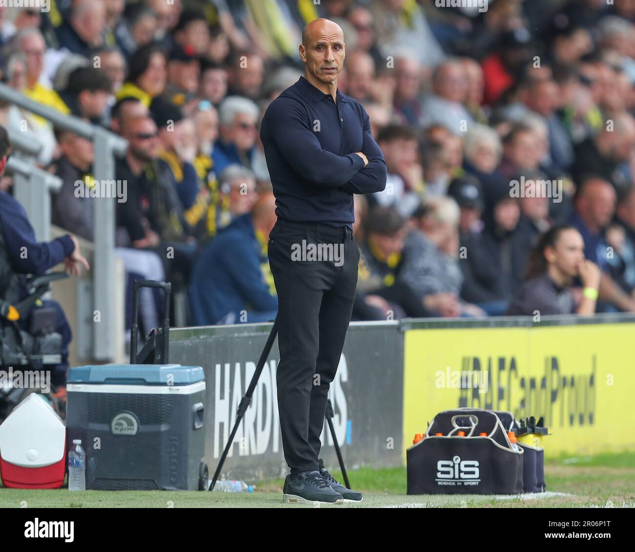 Dino Maamria responsable de Burton Albion pendant le match Sky Bet League 1 Burton Albion vs MK dons au stade Pirelli, Burton Upon Trent, Royaume-Uni, 7th mai 2023 (photo de Gareth Evans/News Images) Banque D'Images