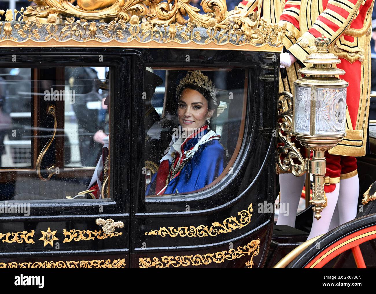 La princesse de Galles comme la procession de couronnement fait son chemin le long du Mall pendant le couronnement du roi Charles III et de la reine Camilla à Londres. Date de la photo: Samedi 6 mai 2023. Banque D'Images