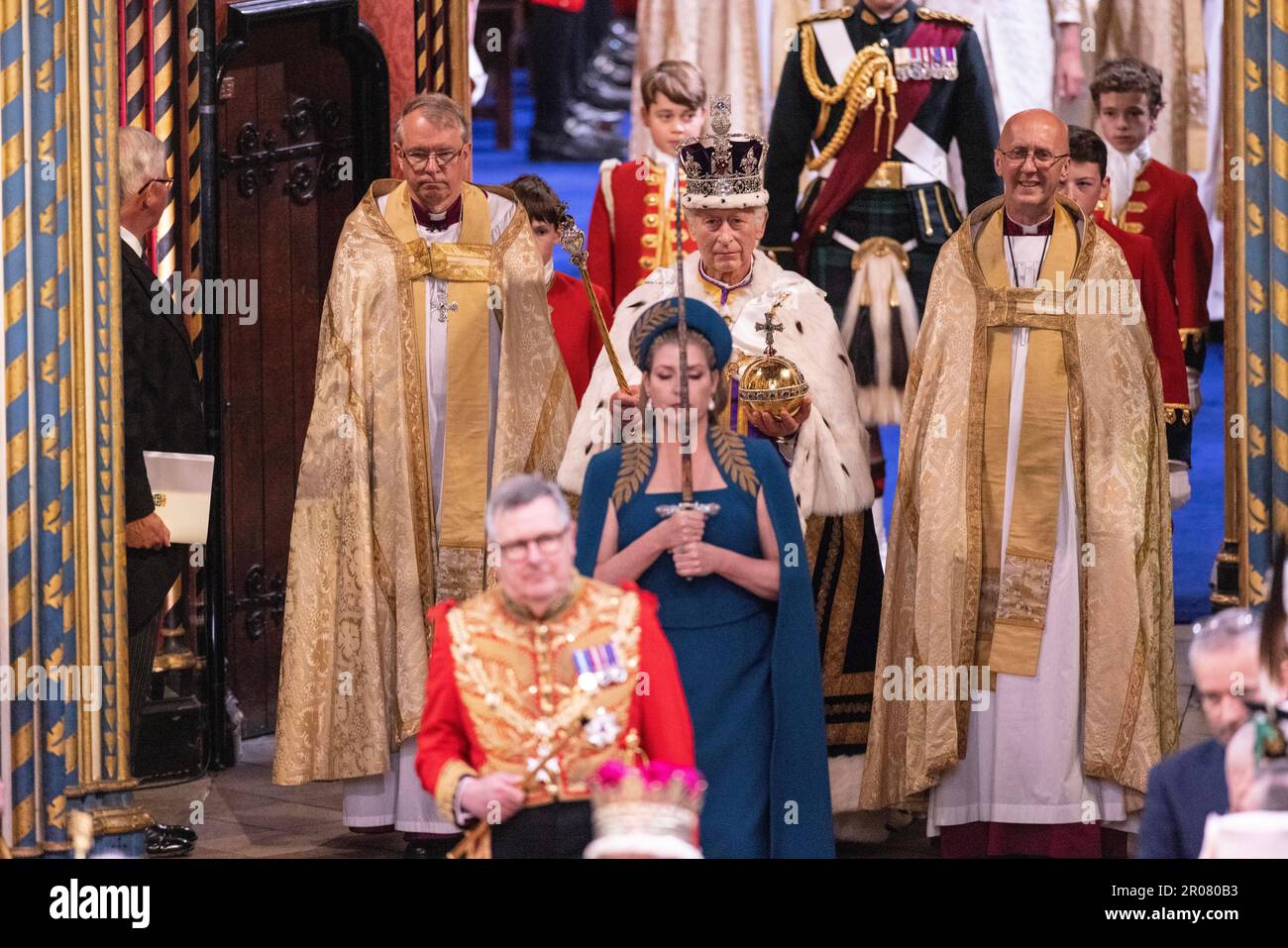 PHOTO : JEFF GILBERT 06th mai 2023. Le roi et la reine Consort quittent l'abbaye de Westminster. Charles et Camilla quittent l'abbaye par la Grande porte ouest Banque D'Images