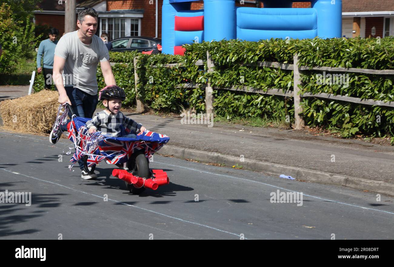 Célébrations de la course de bateaux à roues de Cornwall Road 7th mai crédit : directeurs artistiques et VOYAGE/Alamy Live News Banque D'Images