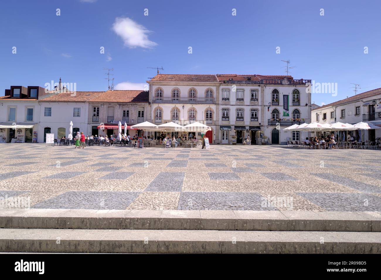 Batalha, Portugal 15 août 2022 Place de la ville avec des