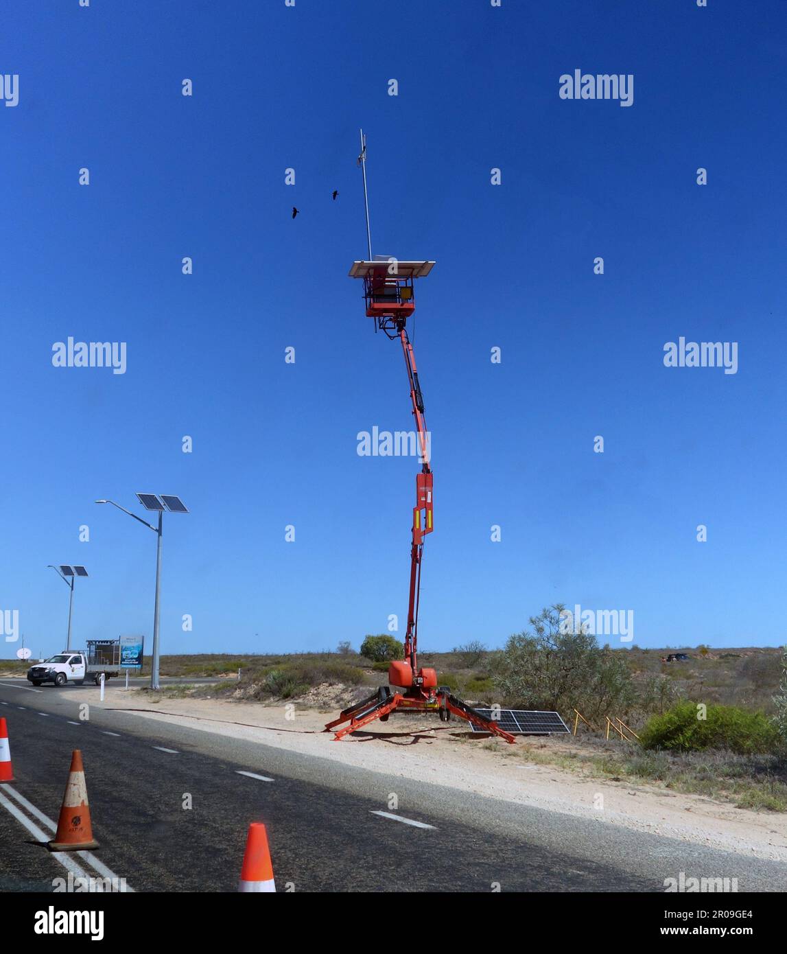 Tour temporaire d'amplification du signal de téléphone mobile installée par Telstra dans les régions éloignées du parc national de Ningaloo pour l'éclipse solaire en avril 2023, Weste Banque D'Images