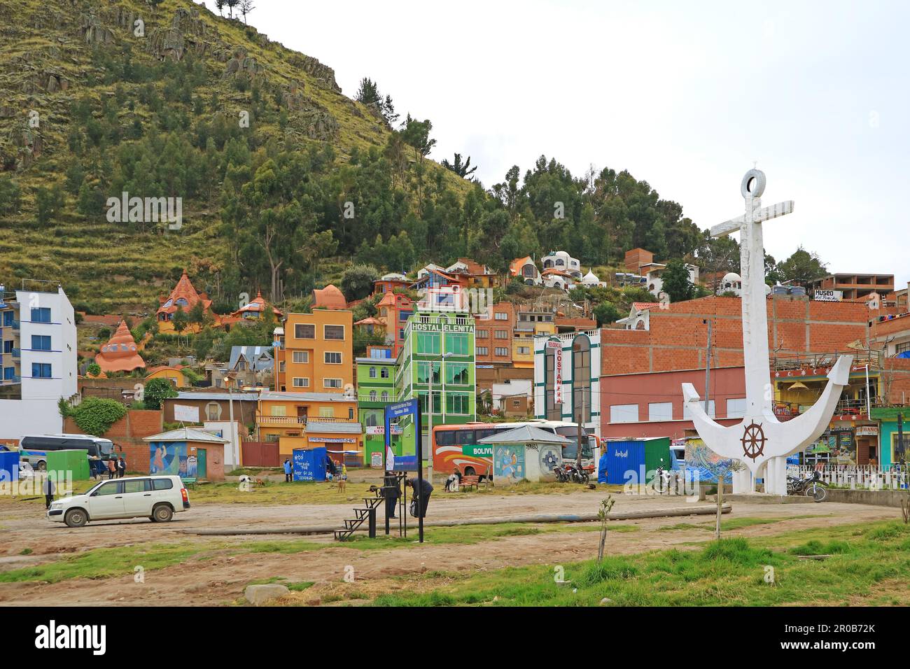 La ville de Copacabana sur le bord du lac de Titicaca, Bolivie, Amérique du Sud Banque D'Images