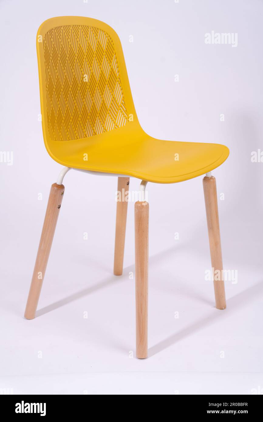 Photos de magnifiques modèles de chaises en plastique prises du Studio Banque D'Images