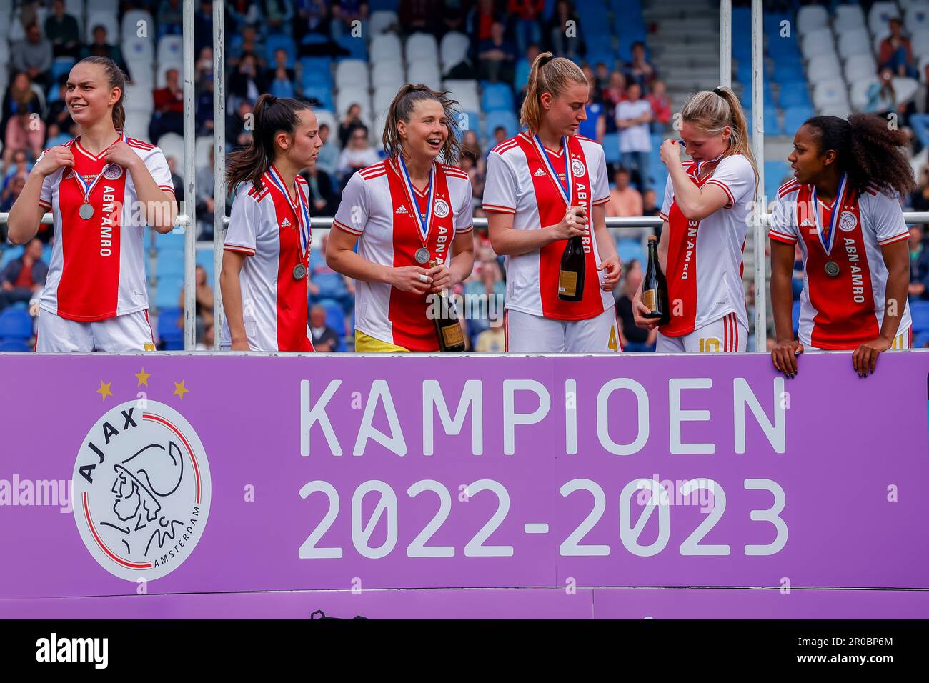 07-05-2023: Sport: PEC contre Ajax (femmes) ZWOLLE, PAYS-BAS - MAI 7: Romee Leuchter (AFC Ajax), Lize Kop (AFC Ajax), Lisa Doorn (AFC Ajax), Nadine Noor Banque D'Images