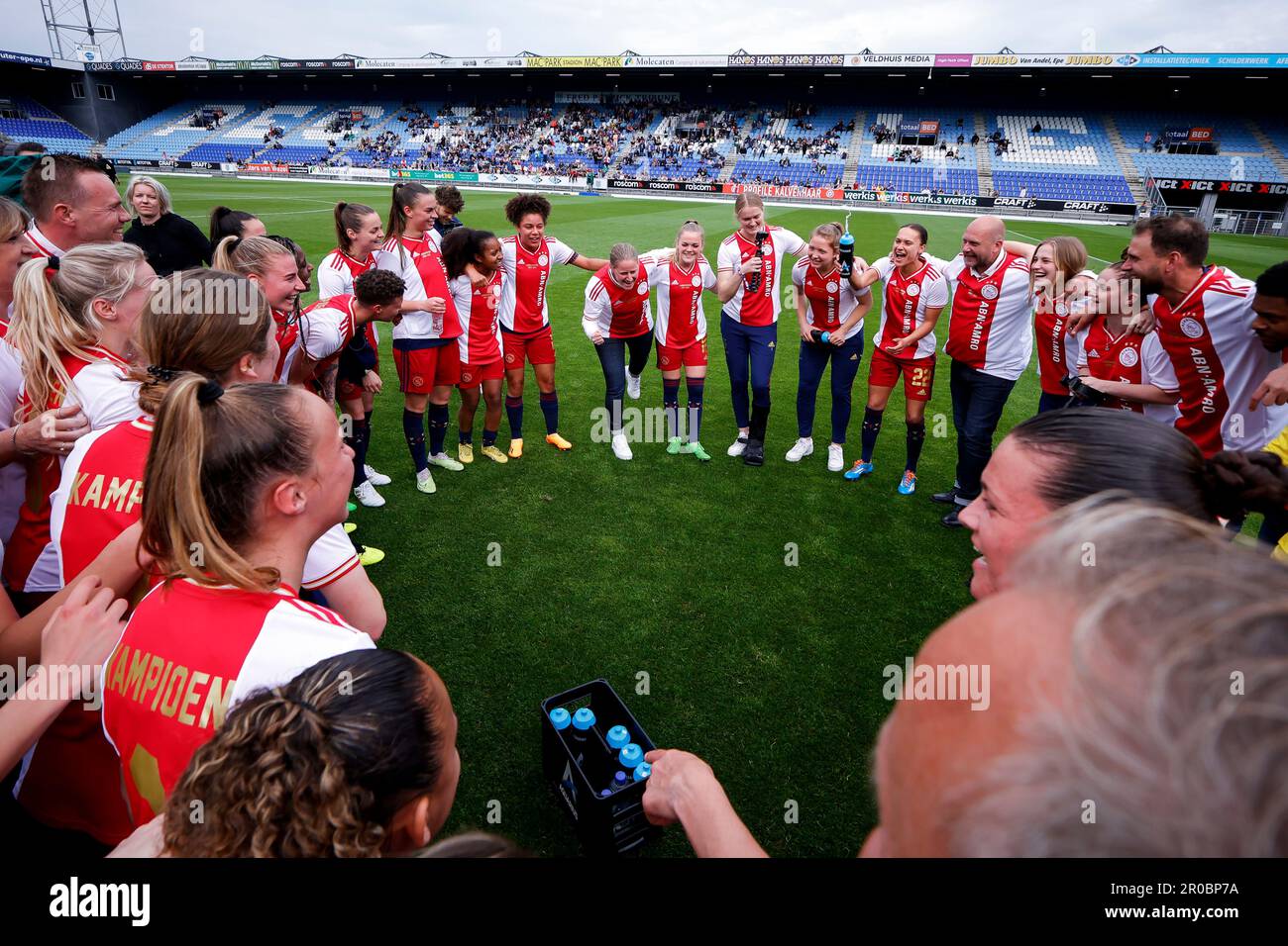 07-05-2023: Sport: PEC contre Ajax (femmes) ZWOLLE, PAYS-BAS - MAI 7: Lize Kop (AFC Ajax), Liza van der MOST (AFC Ajax) Lisa Doorn (AFC Ajax) Kay Lee Banque D'Images