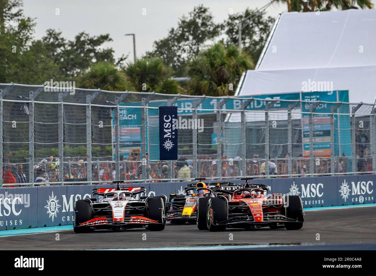 Miami, États-Unis. 07th mai 2023. 7 mai 2023, Miami International Autodrome, Miami, FORMULE 1 CRYPTO.COM GRAND PRIX DE MIAMI, sur la photo Charles Leclerc (MCO), Scuderia Ferrari, Kevin Magnussen (DNK), équipe Moneygram Haas F1, Max Verstappen (NLD), Oracle Red Bull Racing Credit: dpa/Alay Live News Banque D'Images