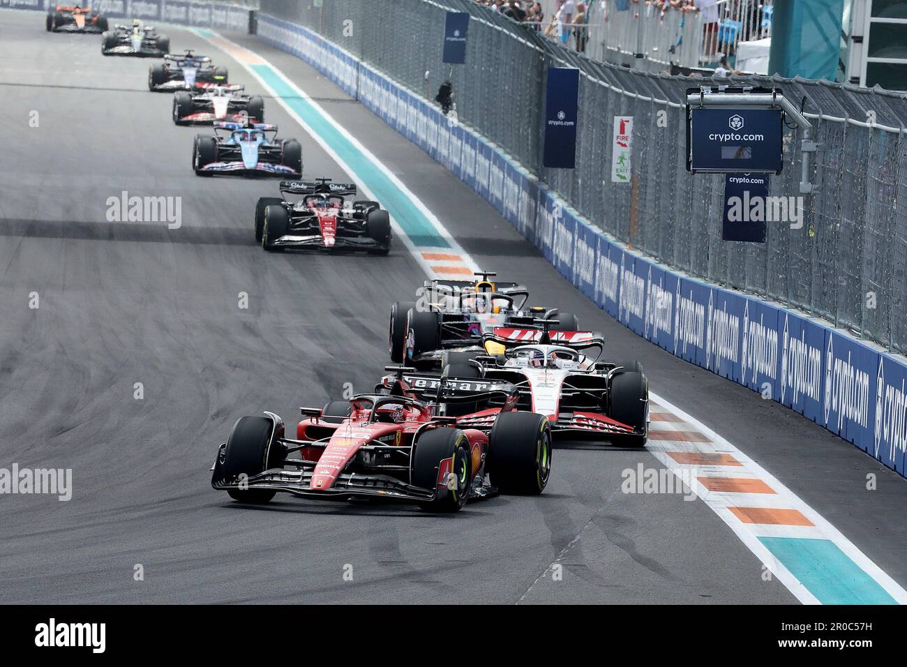 Miami, États-Unis. 07th mai 2023. 7 mai 2023, Miami International Autodrome, Miami, FORMULE 1 CRYPTO.COM GRAND PRIX DE MIAMI, sur la photo Charles Leclerc (MCO), Scuderia Ferrari, Kevin Magnussen (DNK), équipe Moneygram Haas F1, Max Verstappen (NLD), Oracle Red Bull Racing Credit: dpa/Alay Live News Banque D'Images
