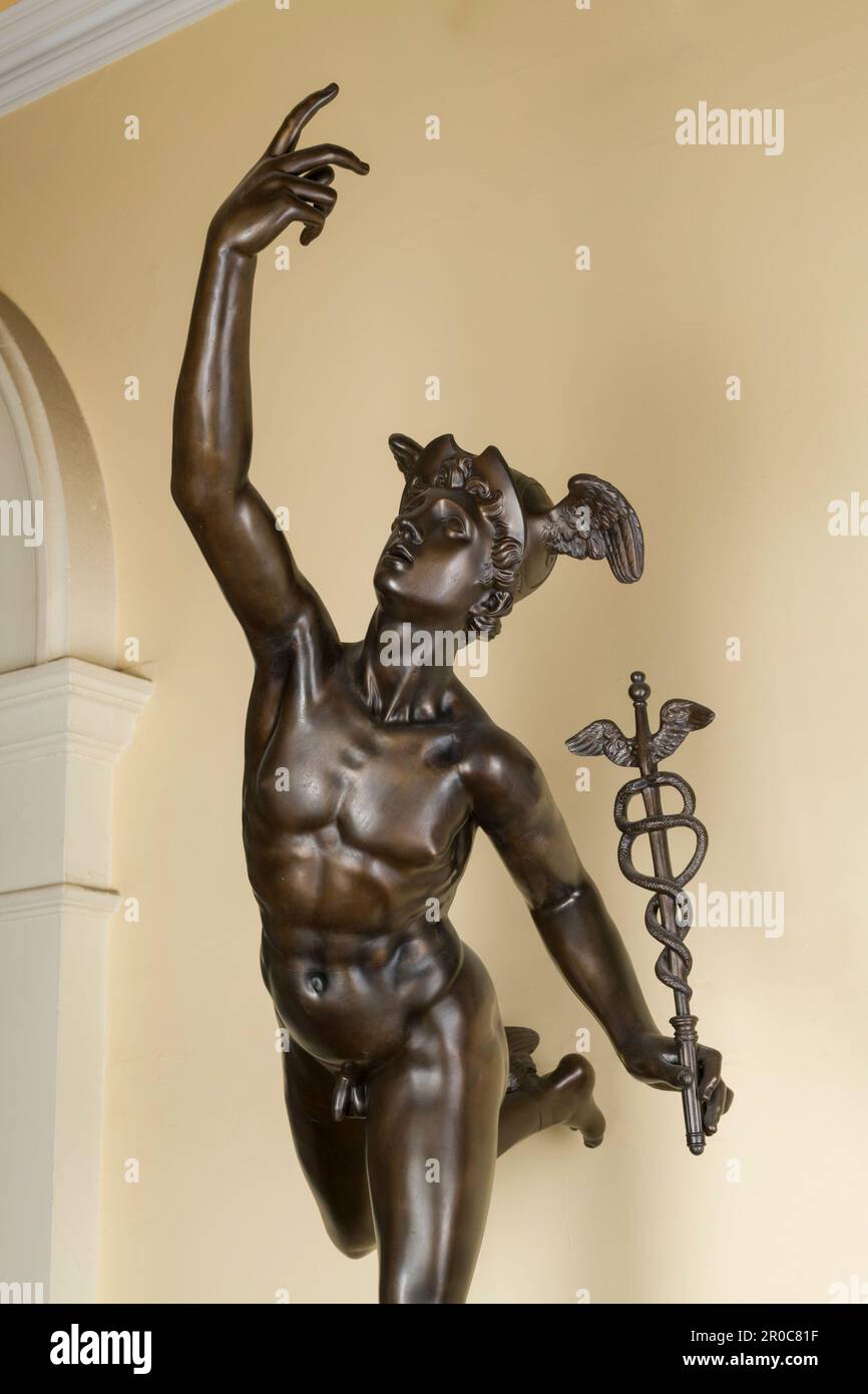 Sculpture1913P26. Mercure volant, 1800-1900. Sculpture en bronze. Après Giovanni Bologna... Montre Hermes en équilibre sur une colonne d'air sortant de l'embouchure de Zephyr Banque D'Images