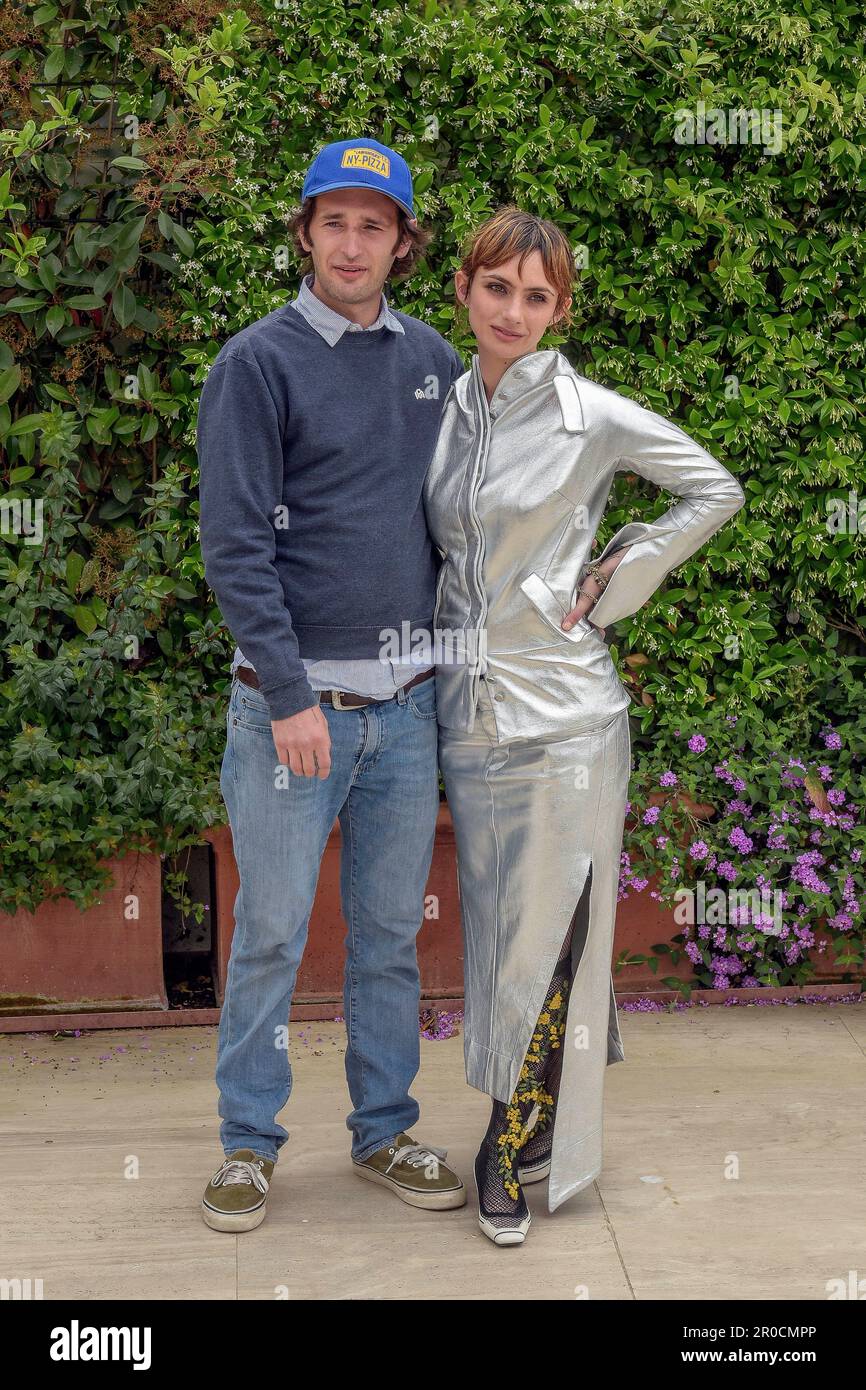 Italie, Rome, 8 mai 2023. Photo du film 'Sours FO Love' en photo : Hopper Jack Penn (fils des acteurs Sean Penn et Robin Wright Penn) et Zoe Bleu Sidel (fille de l'actrice Rosanna Arquette). Photo © Fabio Mazzarella/Sintesi/Alamy Live News Banque D'Images