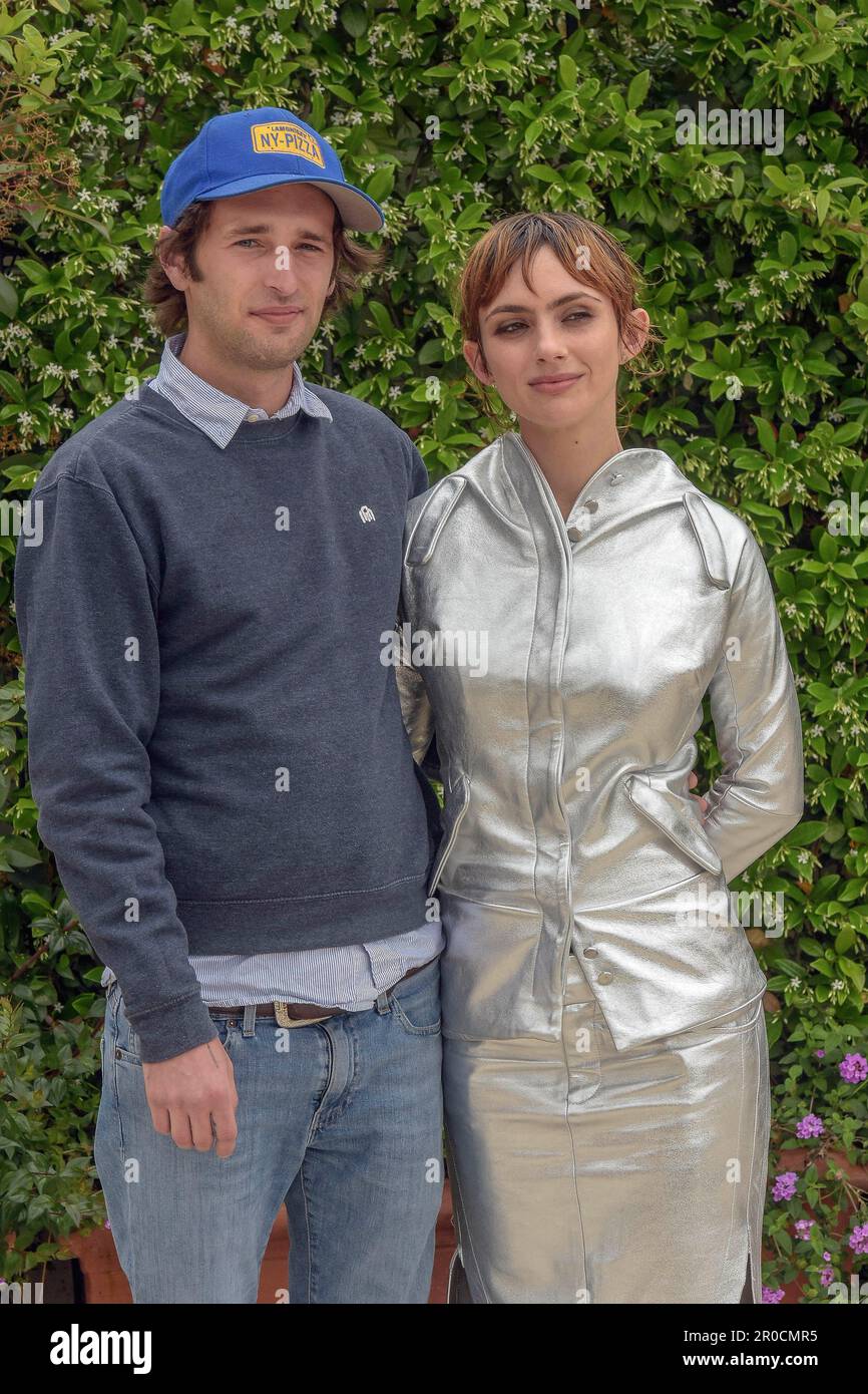 Italie, Rome, 8 mai 2023. Photo du film 'Sours FO Love' en photo : Hopper Jack Penn (fils des acteurs Sean Penn et Robin Wright Penn) et Zoe Bleu Sidel (fille de l'actrice Rosanna Arquette). Photo © Fabio Mazzarella/Sintesi/Alamy Live News Banque D'Images