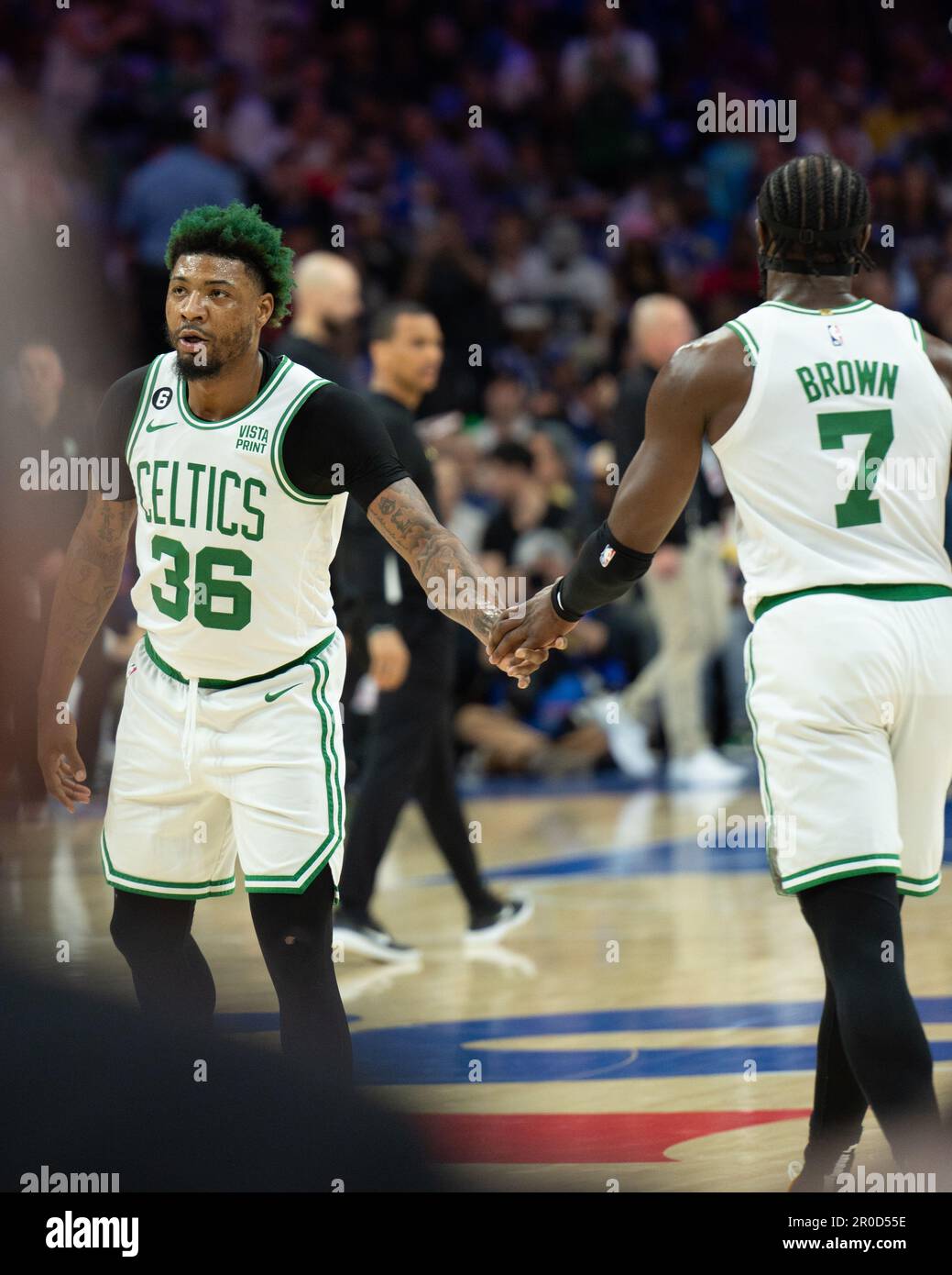 PHILADELPHIE, PA - MAI 7: Marcus Smart #36 des Boston Celtics pendant la partie 2 partie 4 de la Conférence de l'est demi-finales 2023 NBA playoffs contre le Philadelphie 76ers on 7 mai 2023 au Wells Fargo Center à Philadelphie, PA. (Photo de Stephen Nadler/PxImages) Credit: PX Images/Alamy Live News Banque D'Images