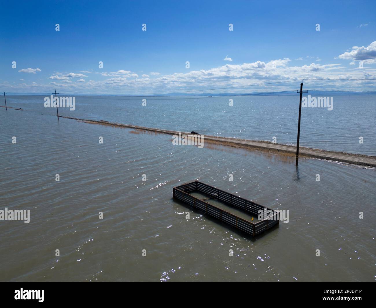 Le lac Tulare inonde la vallée de San Joaquin en Californie Banque D'Images