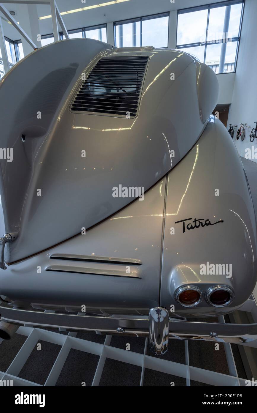 Modèle automobile Tatra 87, 1937, République tchèque, conçu par Hans Ledwinka, Pinakothek der moderne, Munich, Allemagne Banque D'Images