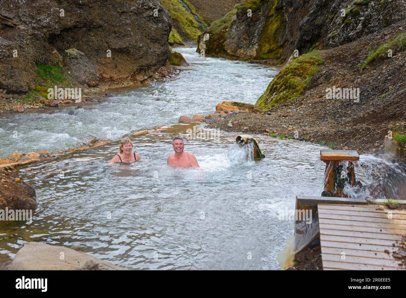 Piscine, Hot Pot, rivière Asgardsa, Kerlingarfjoell, Highlands, Islande Banque D'Images