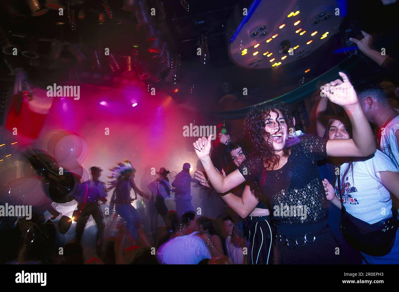Les gens dansent au Dady Rock restaurant bar et club, Cancun, Quintana Roo, Yucatan, Mexique Banque D'Images