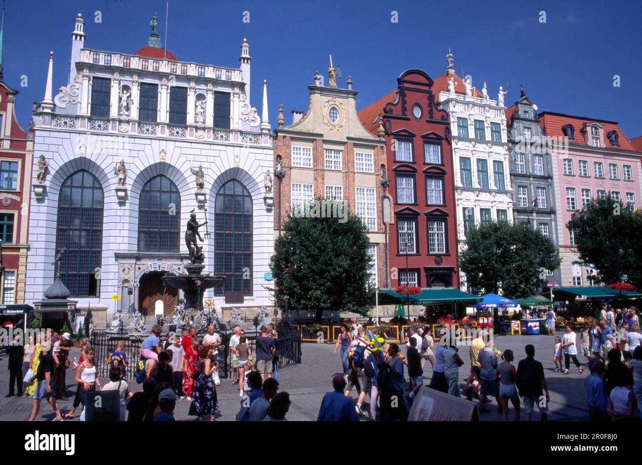 Artus Mansion, la fontaine Neptun est un symbole de Gdansk, construit en 1633 à Gdansk, Danzig, Pologne Banque D'Images