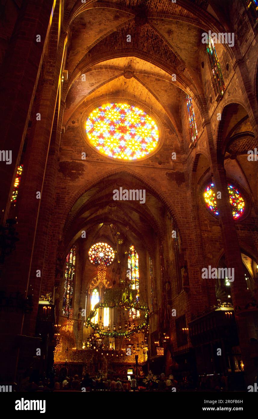 Vue intérieure de la cathédrale la Seu, Palma de Majorque, Majorque, Espagne Banque D'Images