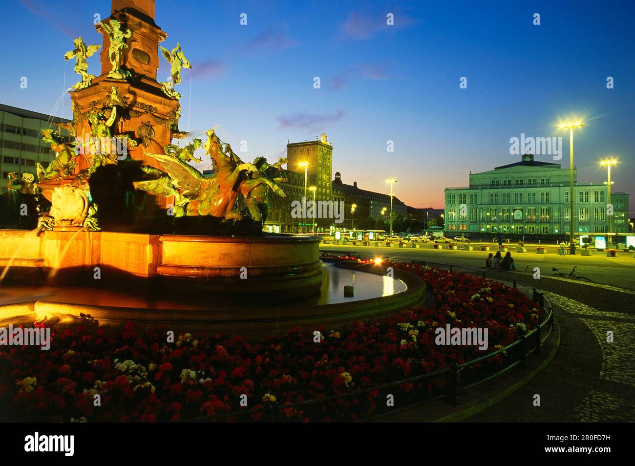 Place de l'Opéra, Fontaine Mendel, Leipzig, Saxe, Allemagne Banque D'Images