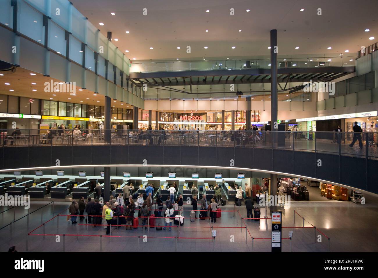 Suisse Zuerich, enregistrement à l'aéroport Kloten Banque D'Images