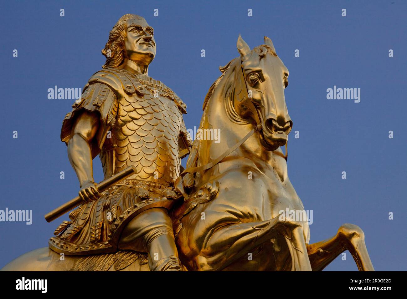 Der goldene Reiter, la sculpture équestre dorée du roi Auguste le fort, août II, Dresde, Saxe, Allemagne Banque D'Images