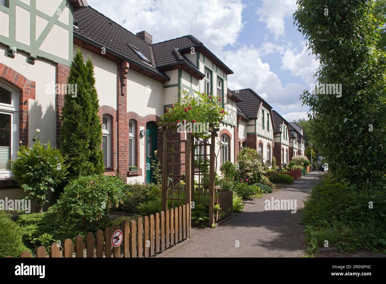 Jardins d'avant, village de travailleurs Nordwolle, Delmenhorst, Basse-Saxe, Allemagne Banque D'Images