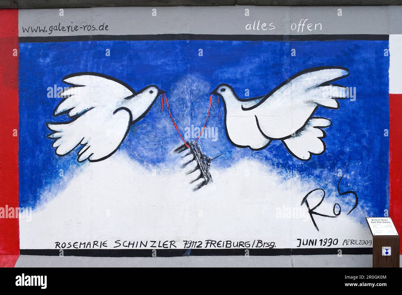 La galerie East Side le long de Mühlenstrasse, la plus longue pièce conservée du mur de Berlin, avec 1,3 kilomètres de long la plus longue galerie en plein air de la Banque D'Images