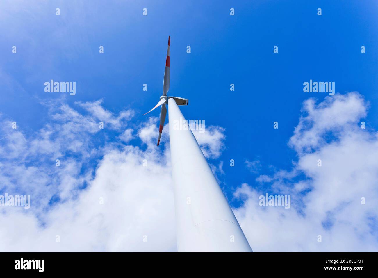 Vue à angle bas du moteur à vent, Forêt Noire, Bade-Wurtemberg, Allemagne, Europe Banque D'Images