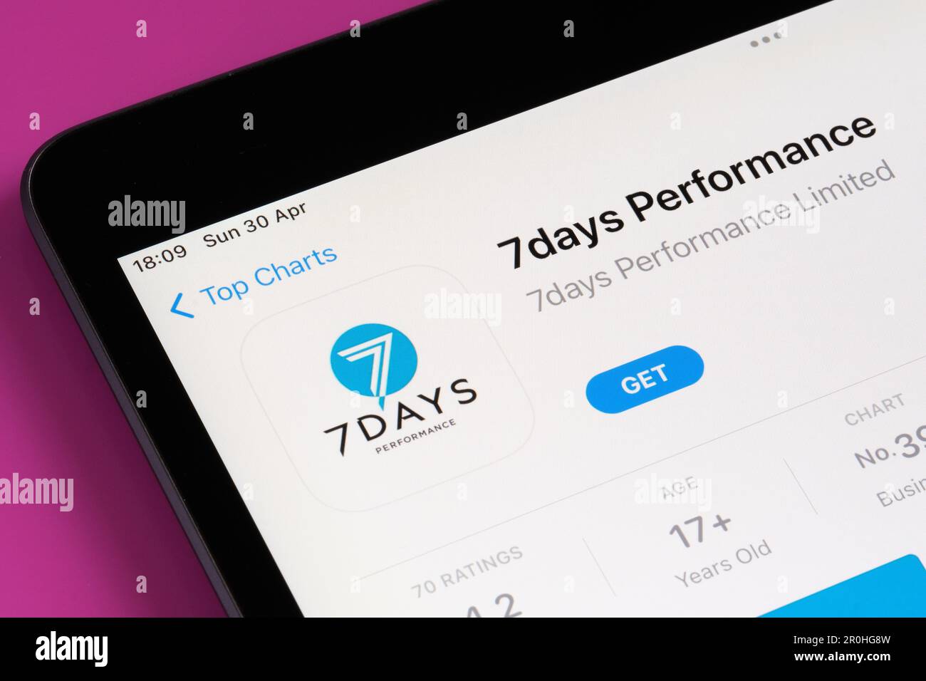 7days application performances vue sur l'App Store sur l'écran de l'ipad. Mise au point sélective. Stafford, Royaume-Uni, 6 mai 2023 Banque D'Images