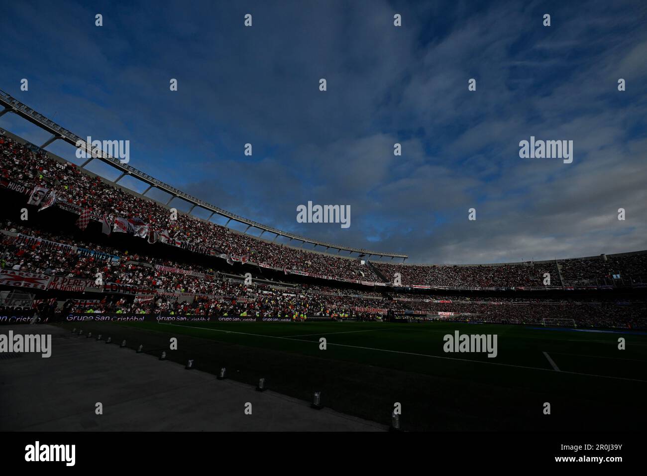 Argentine, Buenos Aires - 07 mai 2023: vue générale du stade et des fans de River plate pendant la Torneo Binance 2023 de l'Argentine Liga Profesiona Banque D'Images