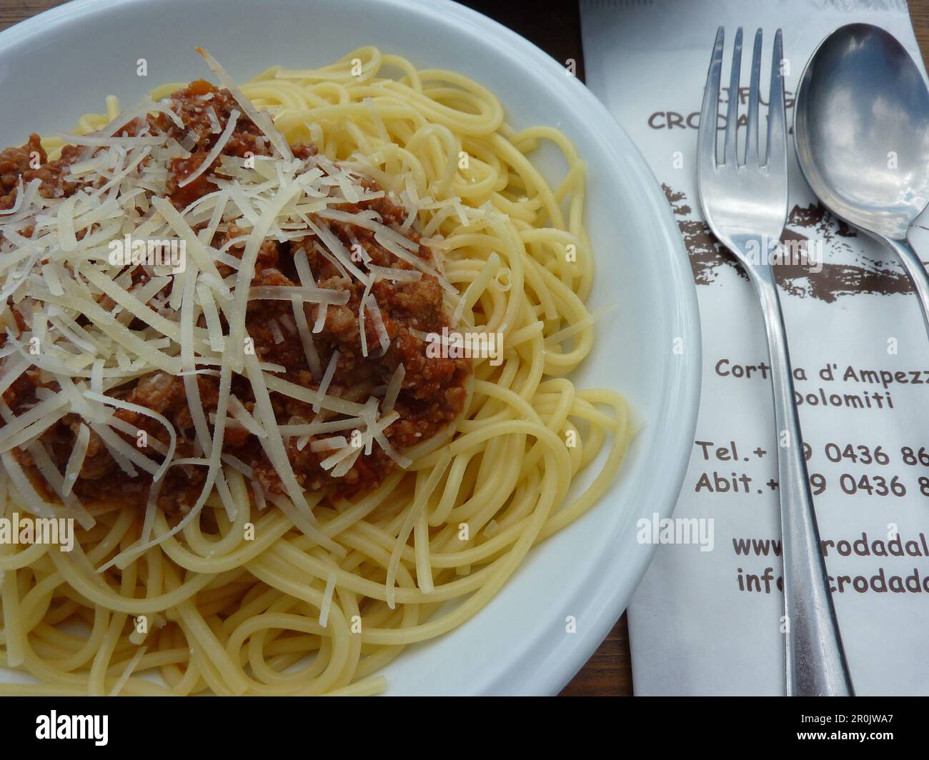 Spaghetti à Croda Da Lago Hut, Croda Da Lago, Dolomites, Tyrol du Sud, Italie Banque D'Images