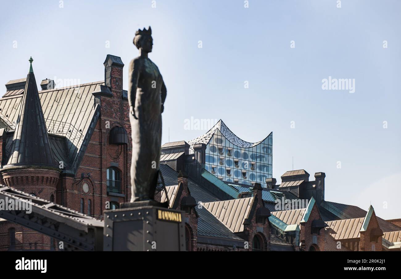 Le nouveau et vieux Elbphilharmonie maisons de négoce dans Speichercity, architecture moderne à Hambourg, Hambourg, Allemagne du Nord, Allemagne Banque D'Images