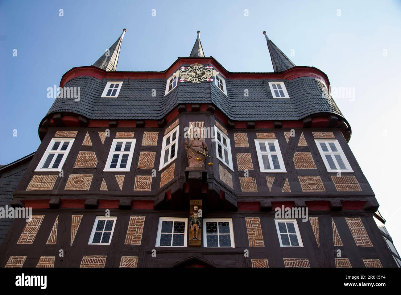 Hôtel de ville de Frankenberg avec ses 10 tours, un bâtiment historique