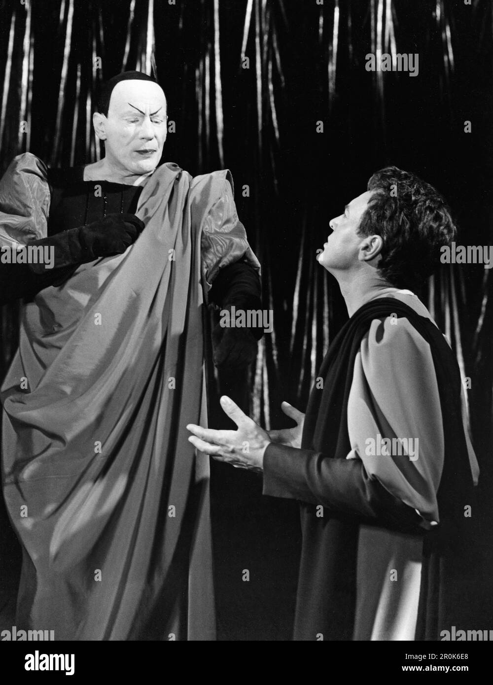 Faust, Spielfilm nach dem Stück von Johann Wolfgang von Goethe, Deutschland 1960, Regie: Peter Gorski, Darsteller: Gustaf Gründgens, Wwill Quadflieg Banque D'Images