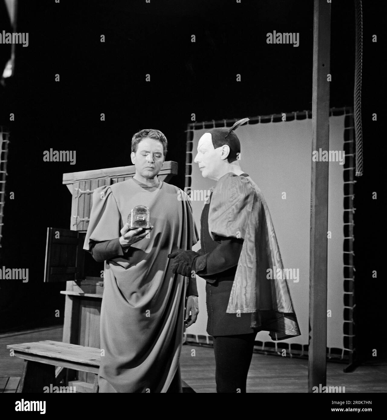 Faust, Spielfilm nach dem Stück von Johann Wolfgang von Goethe, Deutschland 1960, Regie: Peter Gorski, Darsteller: Wwill Quadflieg, Gustaf Gründgens Banque D'Images