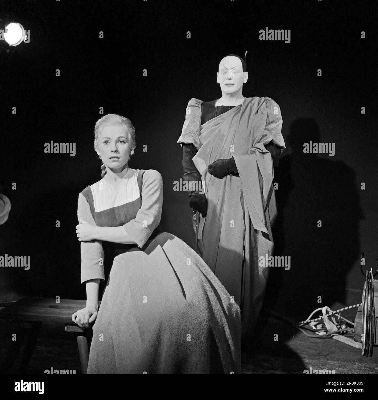 Faust, Spielfilm nach dem Stück von Johann Wolfgang von Goethe, Deutschland 1960, Regie: Peter Gorski, Darsteller: Ella Büchi, Gustaf Gründgens Banque D'Images