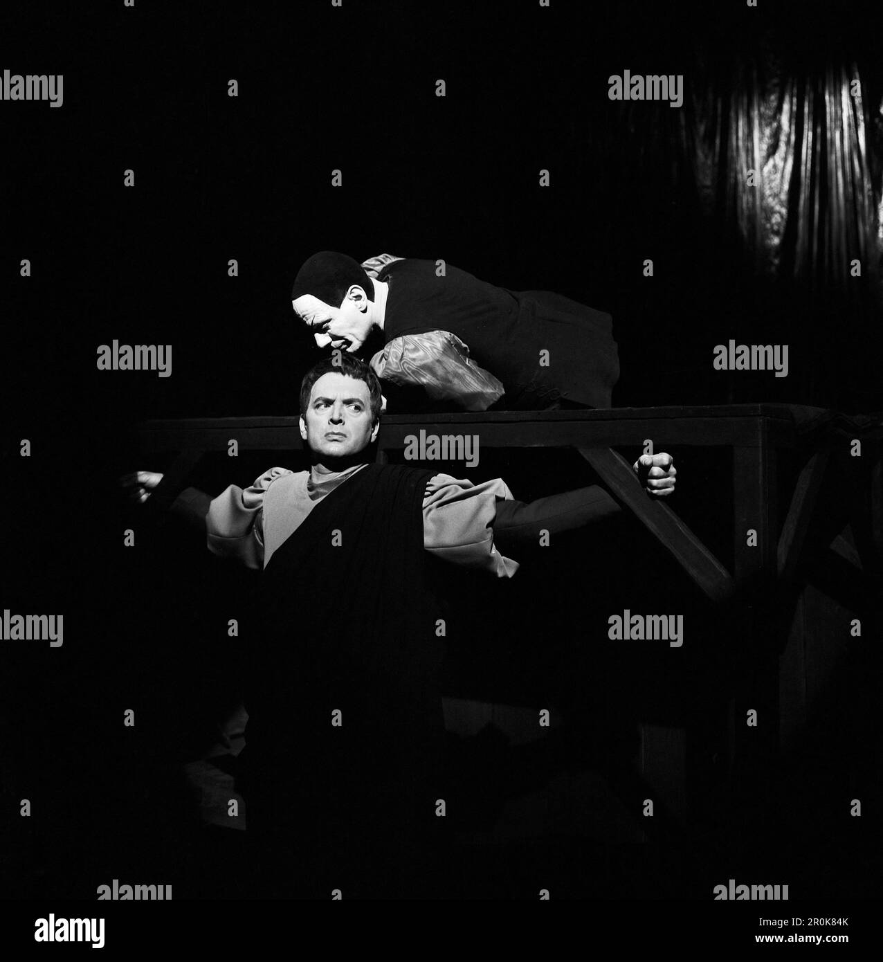 Faust, Spielfilm nach dem Stück von Johann Wolfgang von Goethe, Deutschland 1960, Regie: Peter Gorski, Darsteller: Wwill Quadflieg, Gustaf Gründgens Banque D'Images