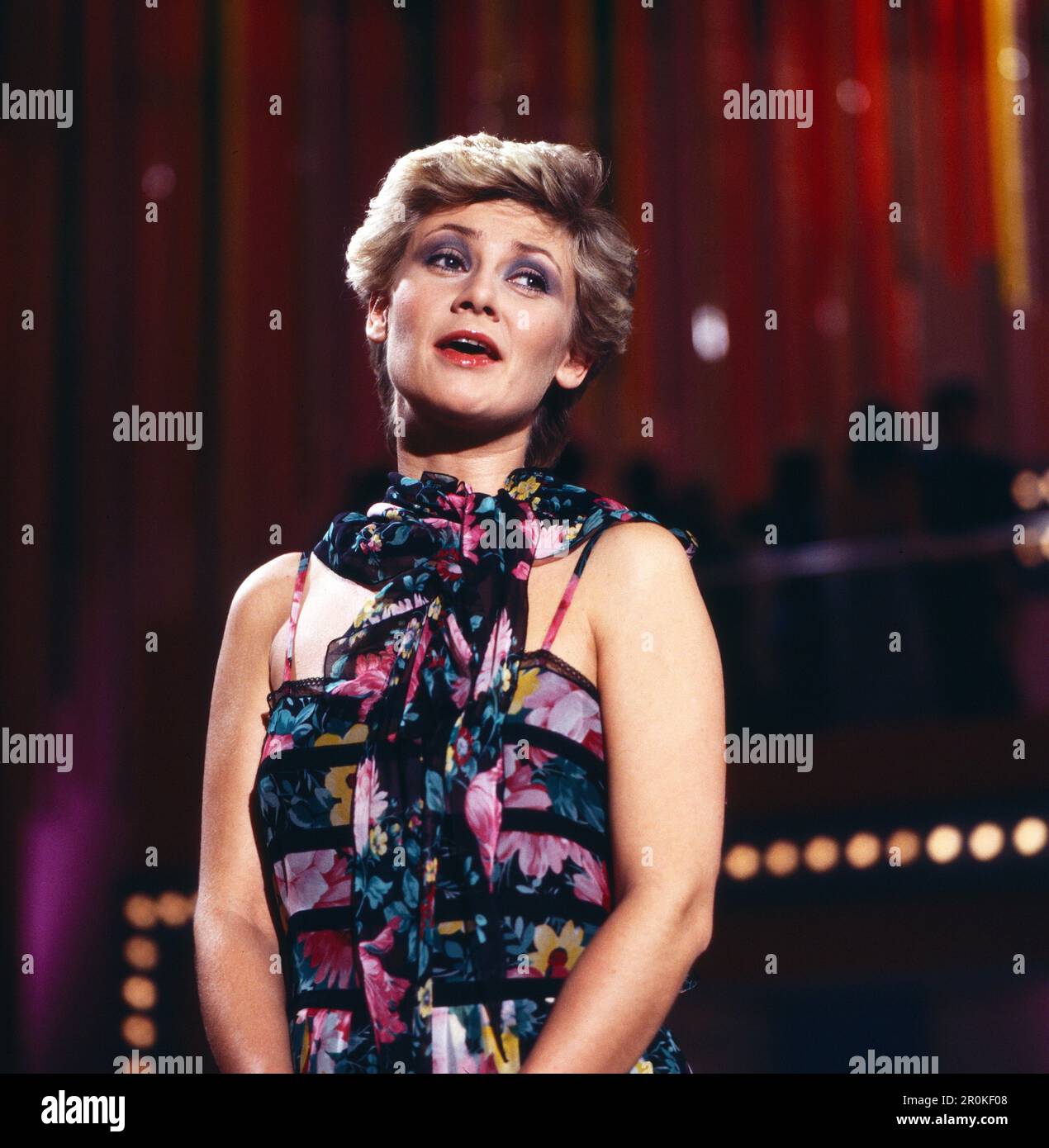 Gitte Haenning, dänische Sängerin und Sauspielerin, BEI einem Auftritt in der 'Silvestershow', Allemagne 1977/78. Banque D'Images
