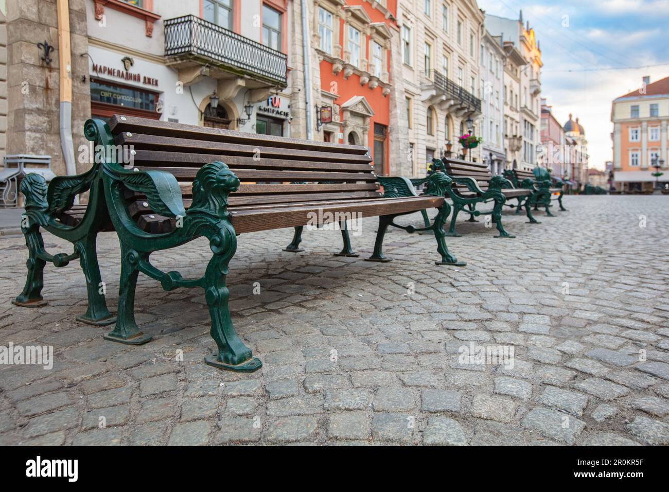 Lviv, Ukraine - 6 mai 2023: Place du marché à Lviv Banque D'Images