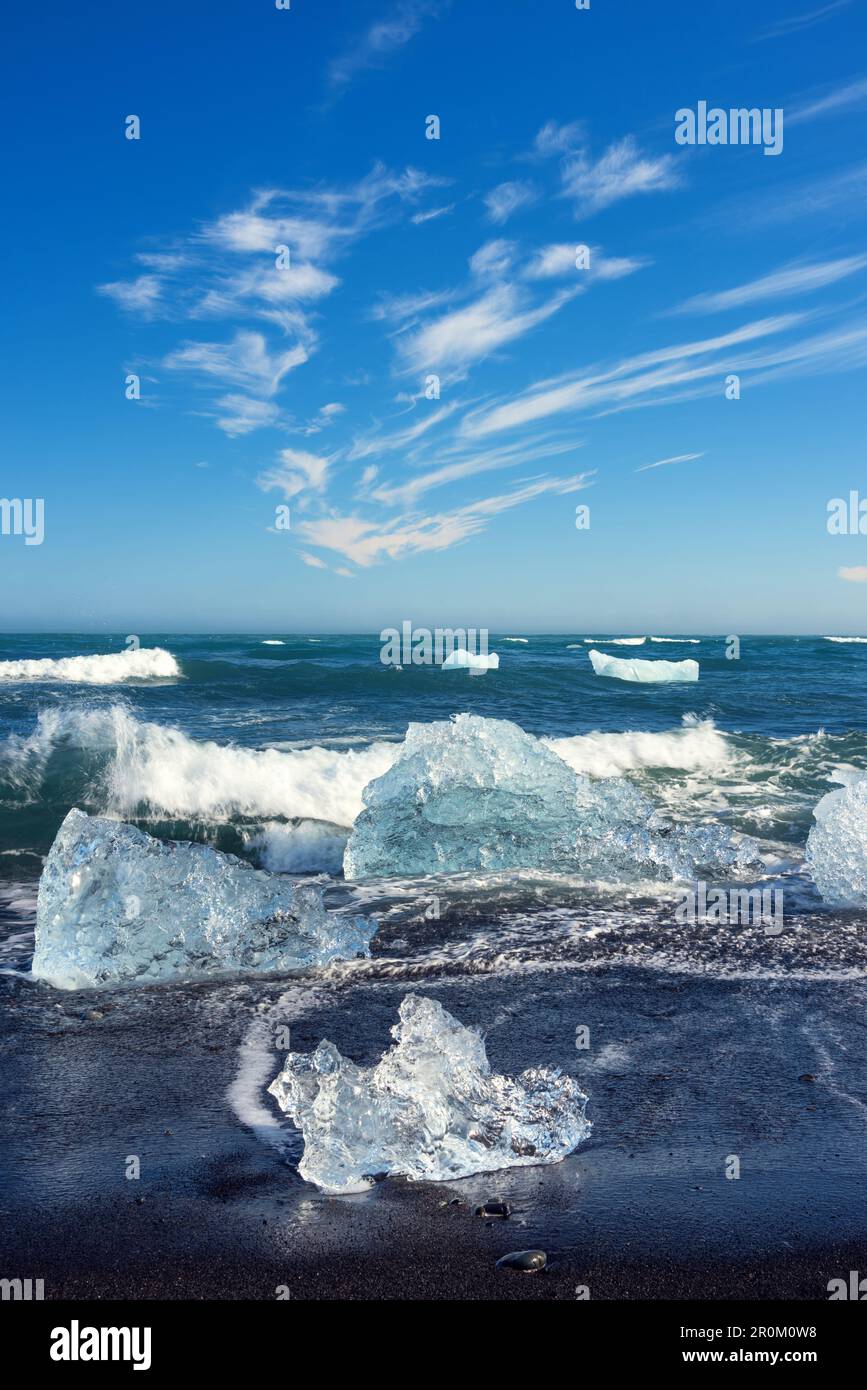 Floes de glace dans la baie de Jökulsarlon en Islande, en Europe Banque D'Images