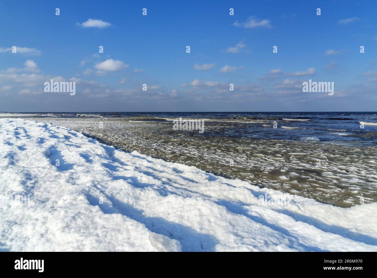 Glace sur la mer Baltique, Heringsdorf, Usedom, côte de la mer Baltique, Mecklembourg-Poméranie-Occidentale, Nord de l'Allemagne Banque D'Images