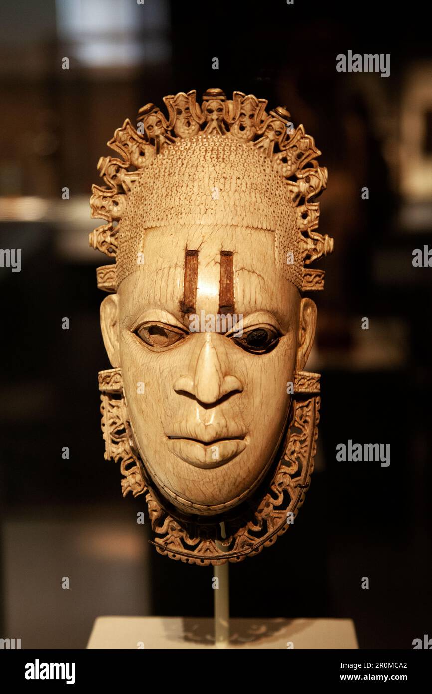Queen Mother pendentif Mask, Iyoba au Metropolitan Museum de New York, États-Unis Banque D'Images