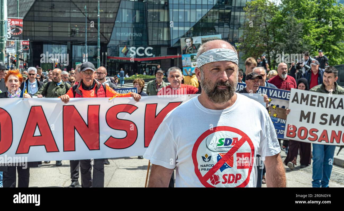 Manifestation des citoyens en raison de la décision de Schmitt de débloquer la formation du gouvernement de la FBiH Banque D'Images