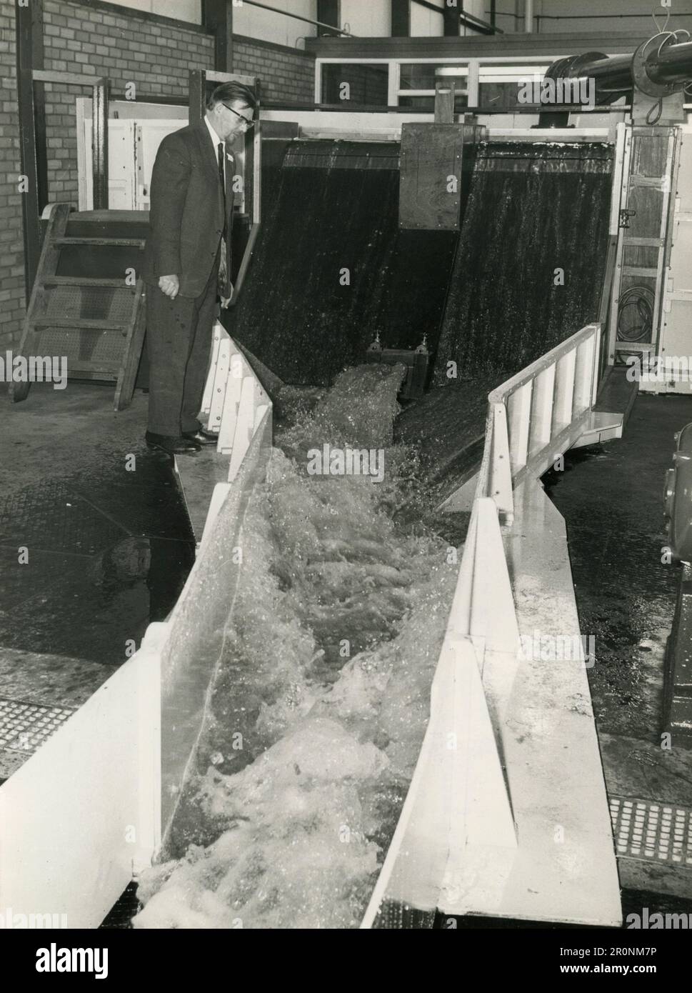 Barrage modèle à échelle aux laboratoires de recherche en hydromécanique, Royaume-Uni 1966 Banque D'Images