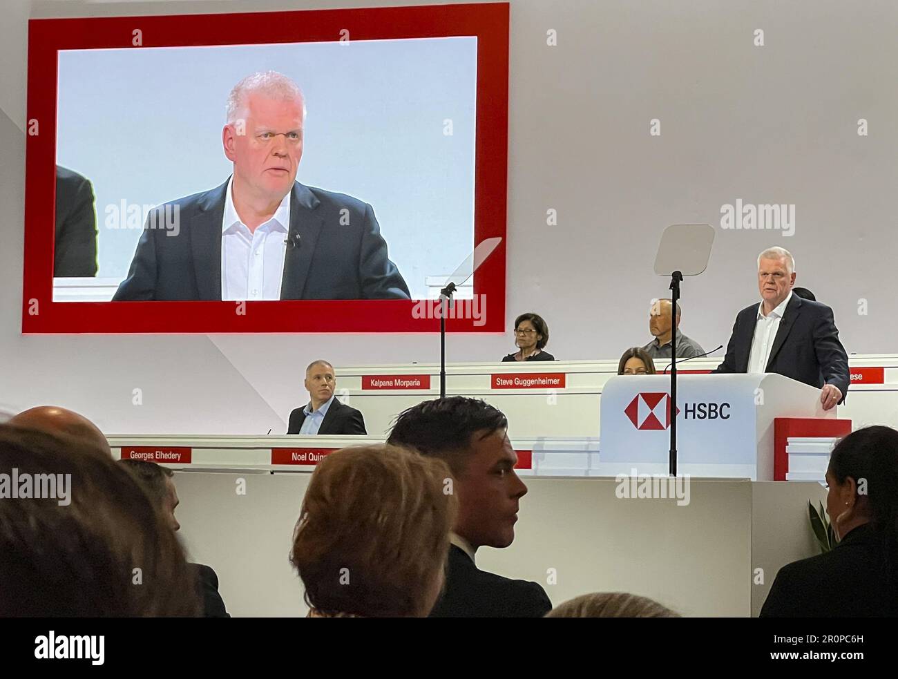 Le directeur général de HSBC, Noel Quinn, s'adresse aux actionnaires lors de l'assemblée générale annuelle de la banque à Birmingham, en Angleterre, vendredi. 05MAY23 SCMP/Chad Bray Banque D'Images