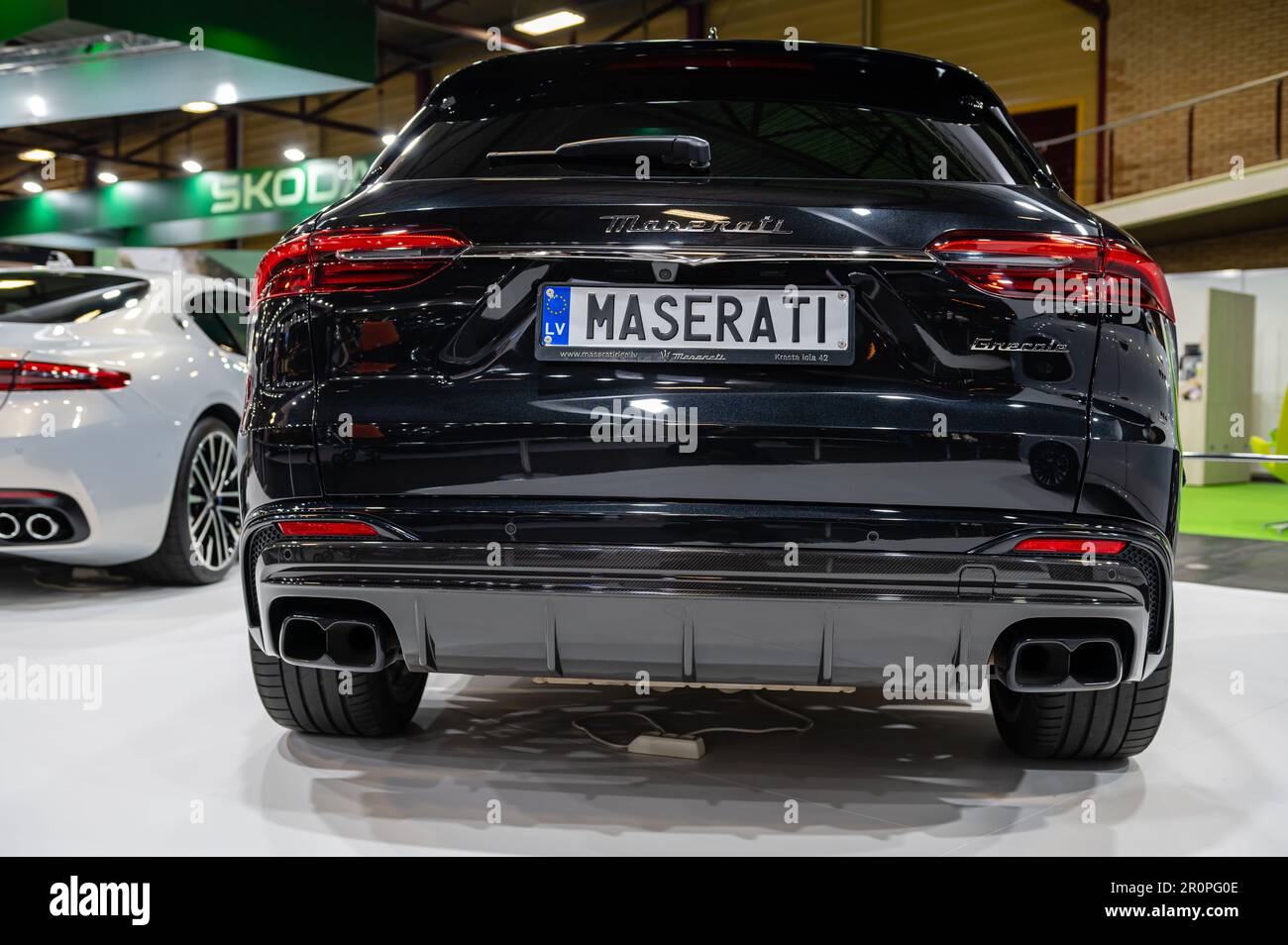 Riga, Lettonie, 28 avril 2023 : véhicule SUV de luxe Maserati Grecale présenté au salon de l'automobile de Riga Banque D'Images