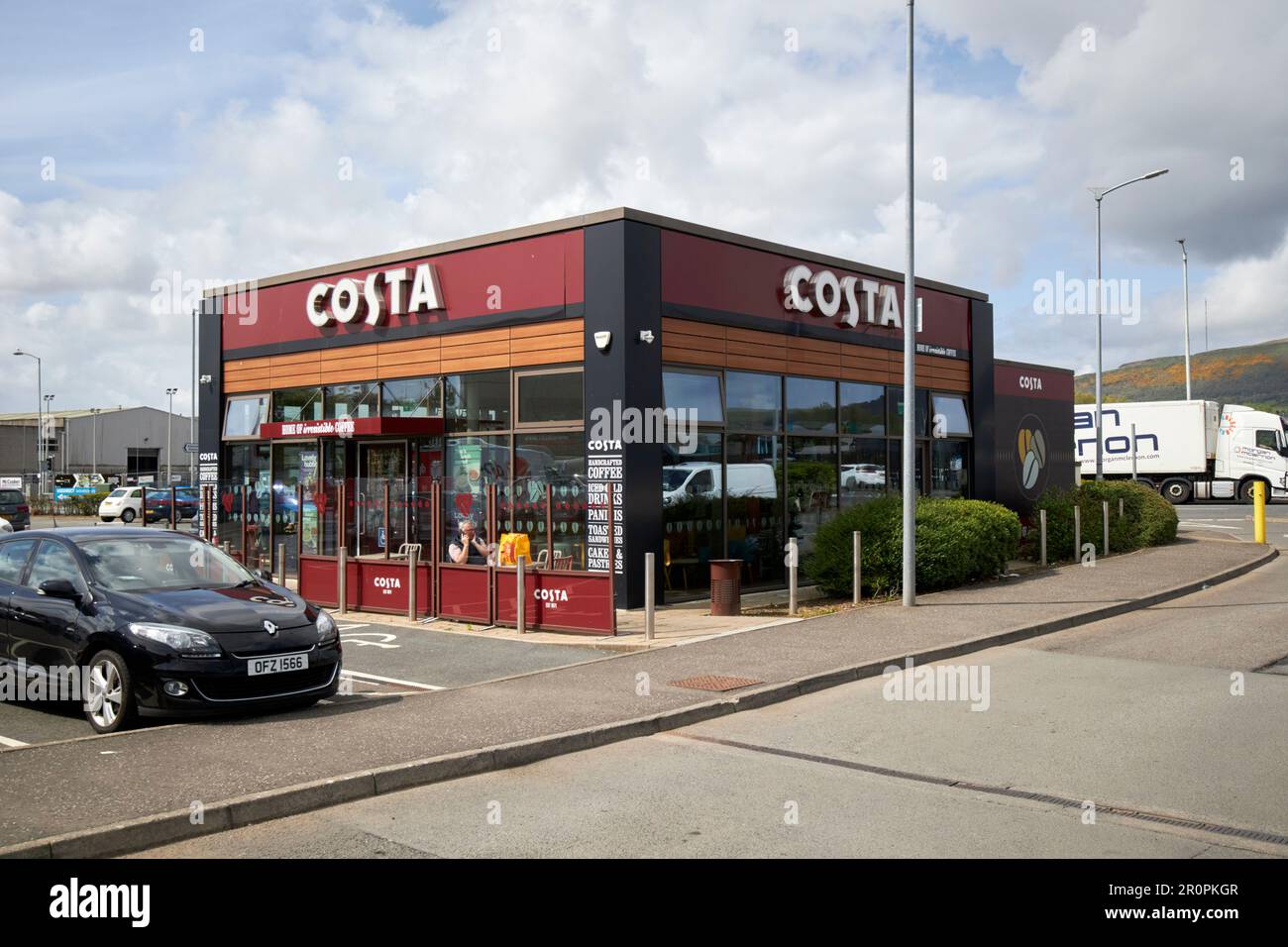 café-restaurant costa, traversez boucher Road Belfast, Irlande du Nord, royaume-uni Banque D'Images